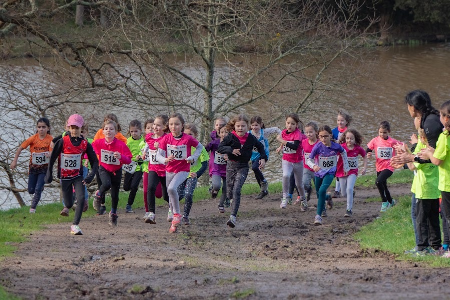 PREMIER CROSS POUR LES ECOLES D’ATHLÉTISME du LITTORAL 44  à PORNIC